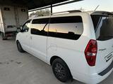 Hyundai Starex 2016 года за 13 500 000 тг. в Шымкент – фото 2
