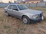 Mercedes-Benz E 200 1992 года за 1 800 000 тг. в Актобе