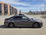 Toyota Camry 2019 годаүшін10 800 000 тг. в Усть-Каменогорск – фото 5