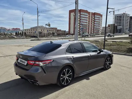 Toyota Camry 2019 года за 10 800 000 тг. в Усть-Каменогорск – фото 6