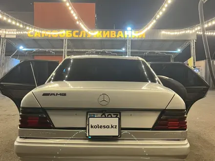 Mercedes-Benz E 300 1989 года за 2 200 000 тг. в Тараз – фото 4