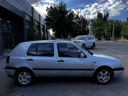 Volkswagen Golf 1995 года за 1 350 000 тг. в Тараз – фото 3