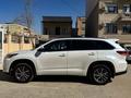 Toyota Highlander 2017 годаүшін11 500 000 тг. в Жанаозен – фото 6