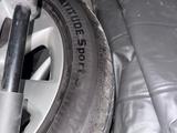 Шины на дисках летние за 550 000 тг. в Алматы – фото 2