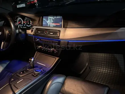 BMW M5 2013 года за 21 000 000 тг. в Алматы – фото 6