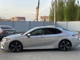 Toyota Camry 2018 годаүшін9 500 000 тг. в Актобе – фото 5