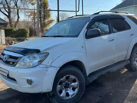 Toyota Fortuner 2006 года за 6 000 000 тг. в Алматы – фото 2