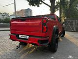 Chevrolet Silverado 2022 года за 25 000 000 тг. в Алматы – фото 2