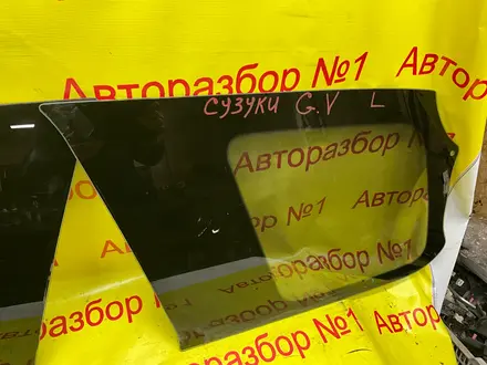 Боковое задние стекло на Ауди алроуд С5 за 20 000 тг. в Алматы – фото 61