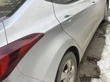 Hyundai Elantra 2015 годаfor6 700 000 тг. в Астана – фото 3