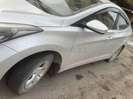 Hyundai Elantra 2015 года за 6 700 000 тг. в Астана