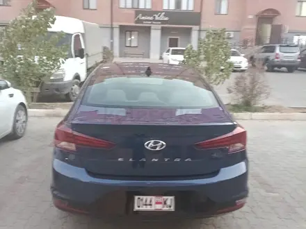 Hyundai Elantra 2020 года за 5 500 000 тг. в Актау