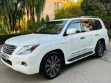 Lexus LX 570 2011 годаfor21 500 000 тг. в Алматы – фото 2