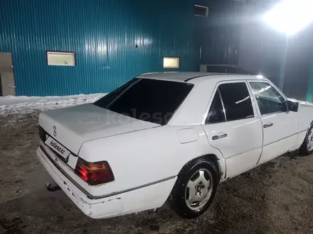 Mercedes-Benz E 300 1992 года за 1 100 000 тг. в Астана – фото 2