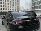 Lexus ES 300h 2021 года за 18 000 000 тг. в Шымкент – фото 4