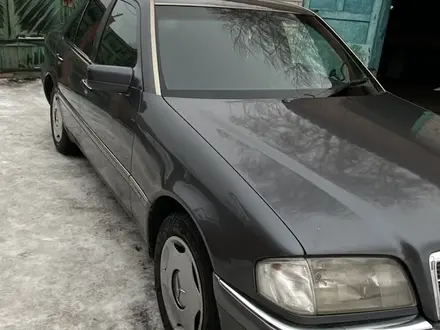 Mercedes-Benz C 180 1994 года за 2 500 000 тг. в Семей – фото 5