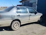 Volkswagen Vento 1992 года за 700 000 тг. в Сатпаев – фото 3
