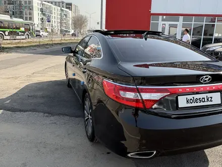 Hyundai Grandeur 2012 года за 8 200 000 тг. в Алматы – фото 2