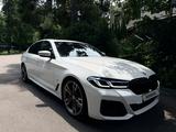 BMW M5 2023 года за 36 500 000 тг. в Алматы – фото 2