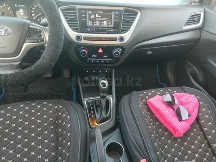 Hyundai Accent 2019 годаүшін7 350 000 тг. в Актобе – фото 11