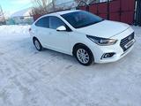 Hyundai Accent 2019 года за 7 600 000 тг. в Актобе – фото 3