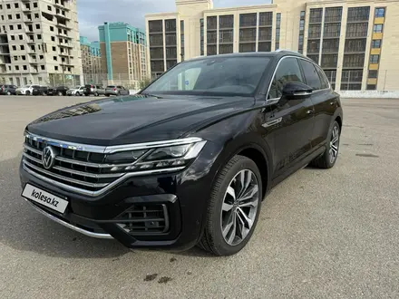 Volkswagen Touareg 2021 года за 38 000 000 тг. в Астана – фото 13