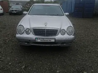 Mercedes-Benz E-Class, 2000