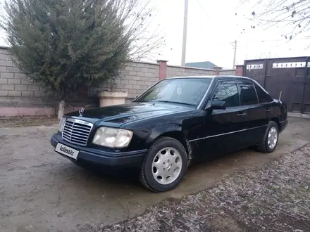 Mercedes-Benz E 220 1994 года за 2 500 000 тг. в Шаульдер – фото 3