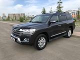 Toyota Land Cruiser 2017 годаүшін34 000 000 тг. в Астана – фото 2