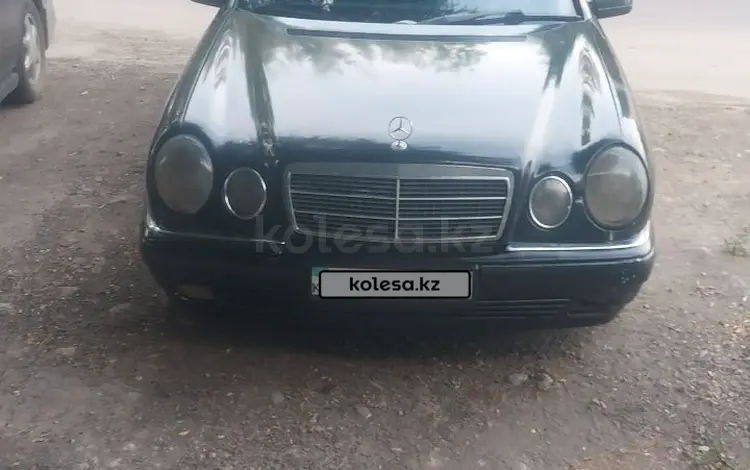 Mercedes-Benz E 230 1997 годаүшін2 100 000 тг. в Алматы