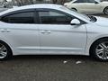 Hyundai Elantra 2019 годаfor6 800 000 тг. в Алматы – фото 17