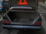 Mercedes-Benz E 300 1992 года за 800 000 тг. в Караганда – фото 4