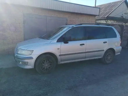 Mitsubishi Space Wagon 2003 года за 3 800 000 тг. в Актобе