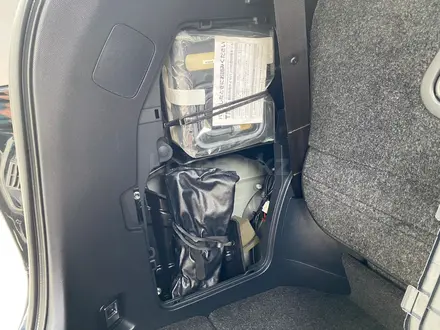 Toyota Estima 2012 года за 9 500 000 тг. в Алматы – фото 31