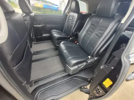 Toyota Estima 2012 года за 9 500 000 тг. в Алматы – фото 14