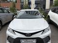 Toyota Camry 2023 года за 17 500 000 тг. в Астана