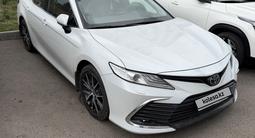Toyota Camry 2023 годаүшін17 500 000 тг. в Астана – фото 2