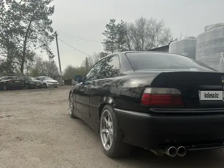 BMW 328 1995 года за 2 550 000 тг. в Алматы – фото 4