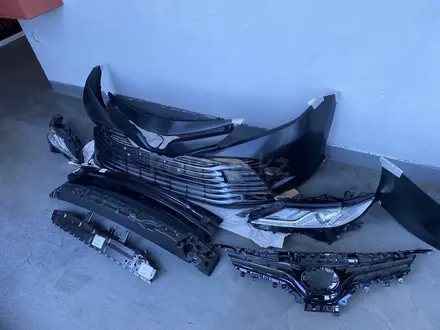 Бампер Camry 70 за 45 000 тг. в Алматы – фото 2