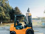 Toyota  7F 2007 года за 3 200 000 тг. в Шымкент – фото 2