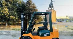 Toyota  7F 2007 года за 3 200 000 тг. в Шымкент