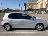 Volkswagen Golf 2005 года за 3 350 000 тг. в Шымкент – фото 2