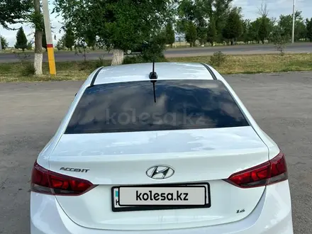 Hyundai Accent 2018 года за 7 900 000 тг. в Тараз – фото 4