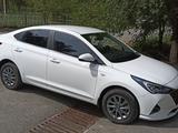Hyundai Accent 2021 годаfor8 200 000 тг. в Аксай