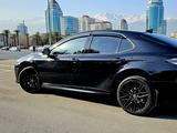 Toyota Camry 2020 года за 13 200 000 тг. в Алматы – фото 4