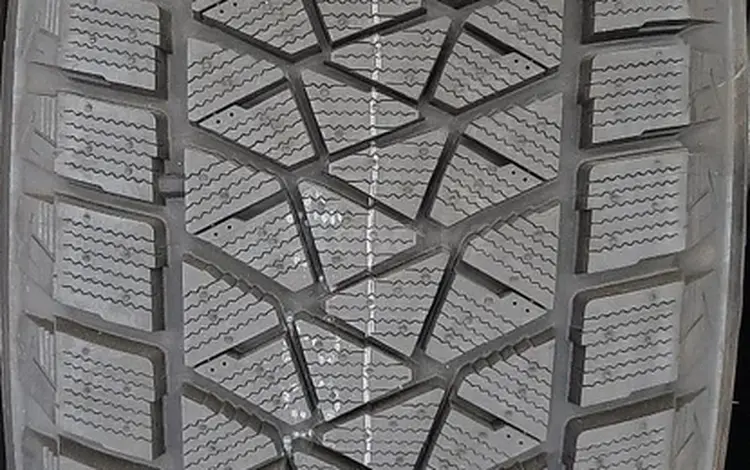 285/60/18 Bridgestone Blizzak DM-V2 за 73 000 тг. в Алматы