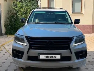 Lexus LX 570