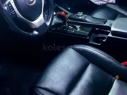 Lexus ES 250 2015 года за 13 250 000 тг. в Алматы – фото 4