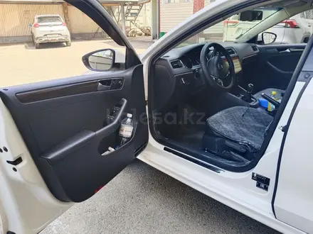 Volkswagen Jetta 2015 года за 5 500 000 тг. в Алматы – фото 10