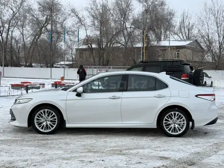 Toyota Camry 2019 года за 10 000 000 тг. в Уральск – фото 6